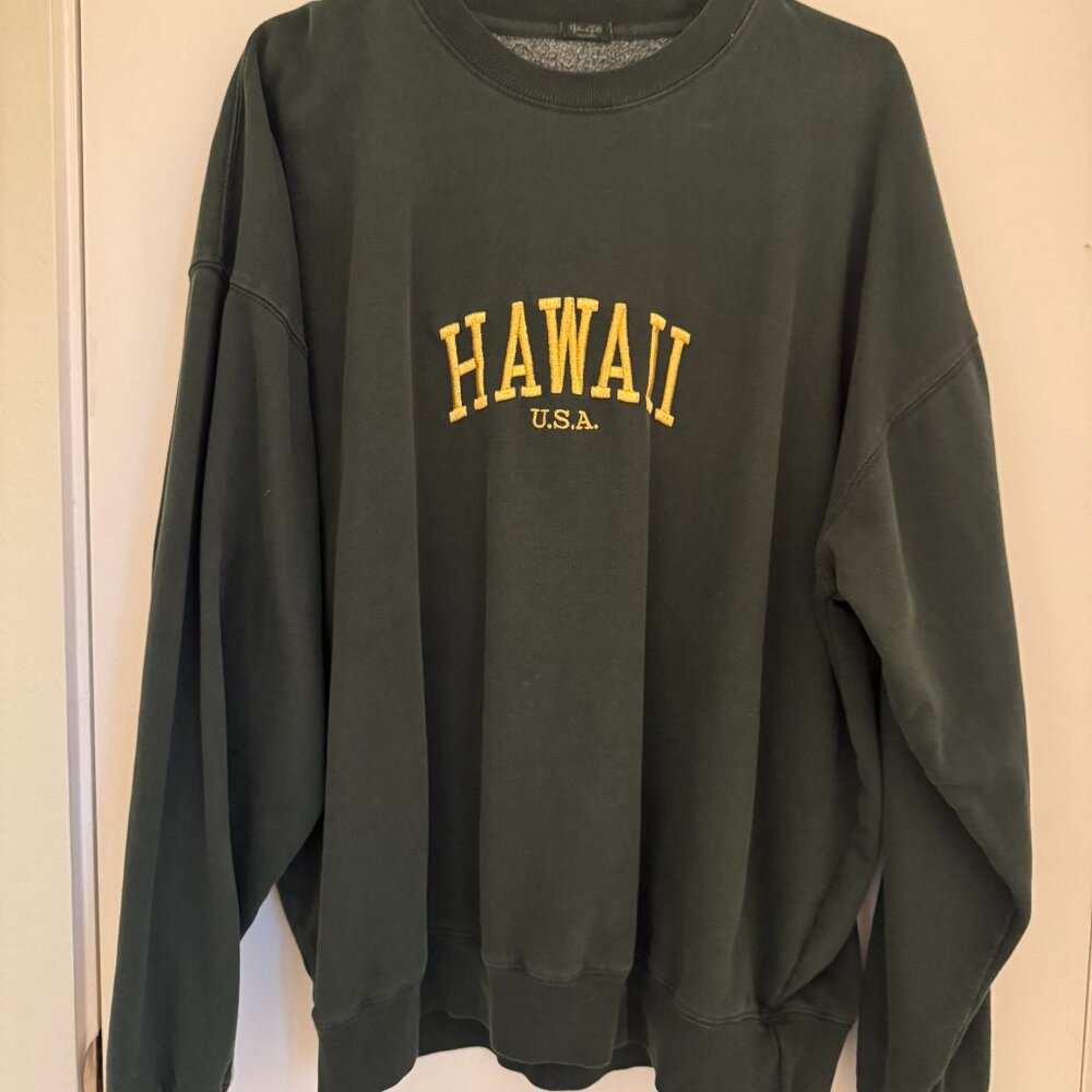 Brandy Melville Hawaii Crew Neck